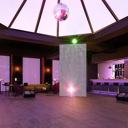 Le Bleu & 5* Kusadası