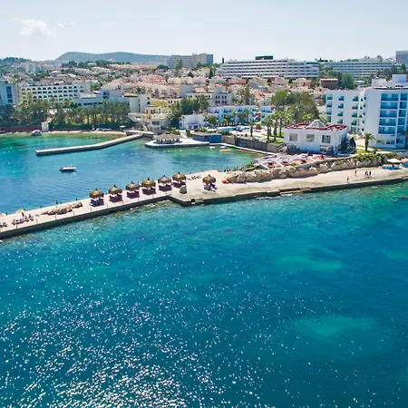 Le Bleu & Θέρετρο Κουσάντασι