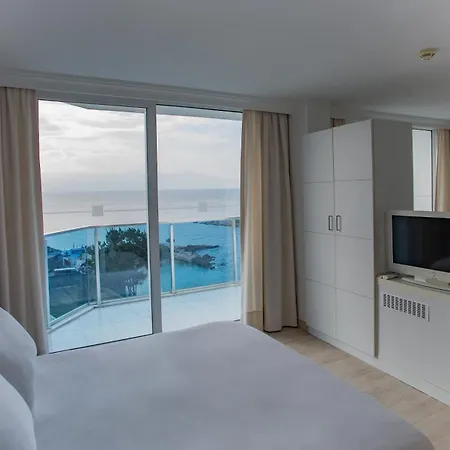 Le Bleu & 5*