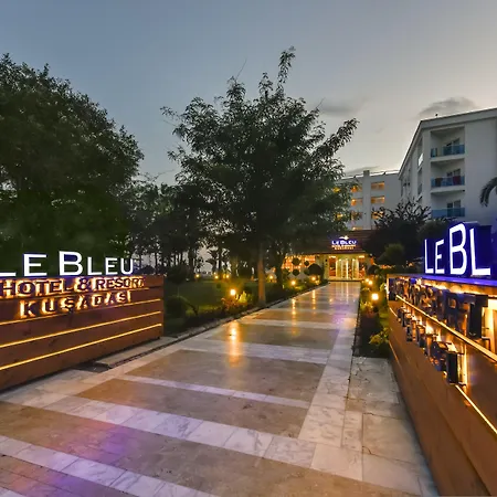 Le Bleu & 5* Kuşadası