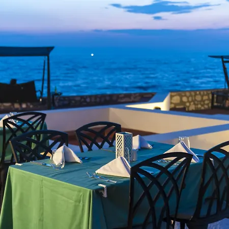 Le Bleu & 5* Kuşadası