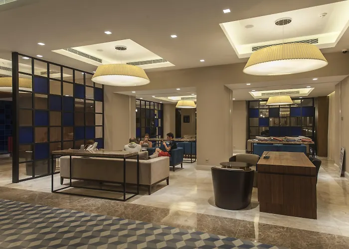 Курортный комплекс Le Bleu & 5*