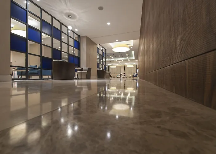 Курортный комплекс Le Bleu &