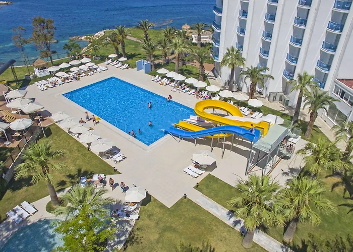 Le Bleu & 5*